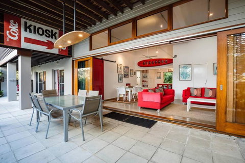 AAA Coke Shack - Tourism TAS 0