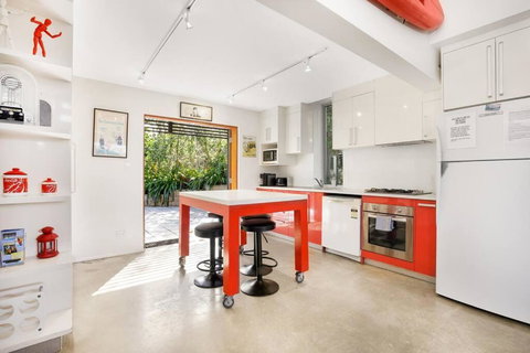 AAA Coke Shack - Tourism TAS 2