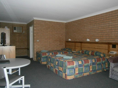 Aaron Inn Motel - Tourism TAS 2