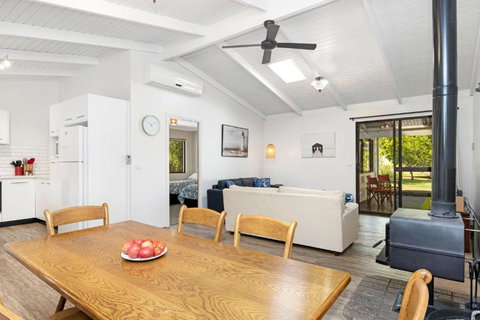 Abbey Beach Shack - Tourism TAS 1