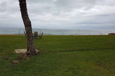 Absolute Beachfront 2BR Pet-Friendly Terrace - The Coachhouse - Hobart Tourism 4