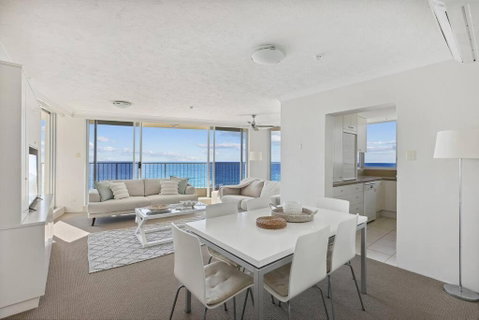 Absolute Beachfront Apartment - Tourism TAS 3