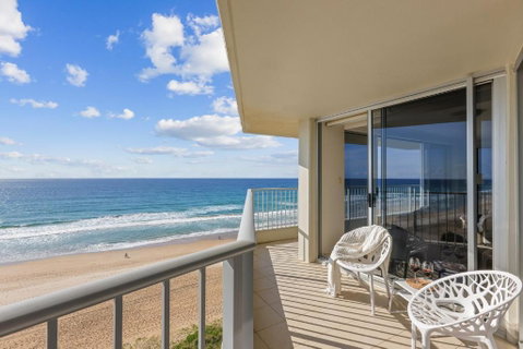 Absolute Beachfront Apartment - Tourism TAS 1