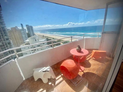 Absolute Beachfront Main Beach Gold Coast - Tourism TAS 2