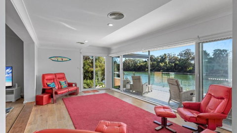 Absolute River Front House - Tourism TAS 4