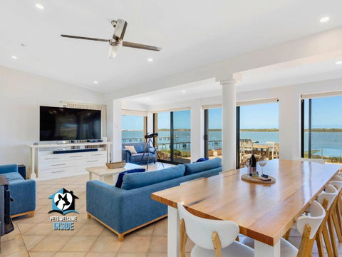 Absolute Water Frontage W/ Jetty + Boat Ramp - Tourism TAS 0