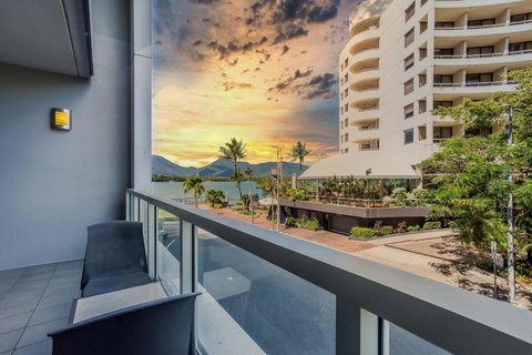 Absolute Waterfront - Enjoy Exceptional Lifestyle - Tourism TAS 4