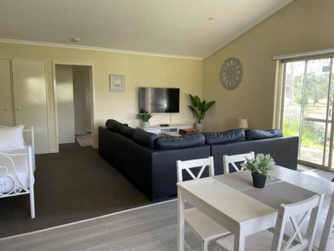Acacia Chalets Margaret River - Tourism TAS 3