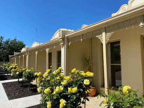 Acacia Terraces - Tourism TAS 1