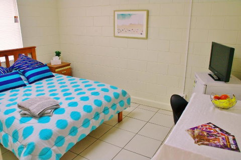 Accommodation @ Isa - Tourism TAS 1