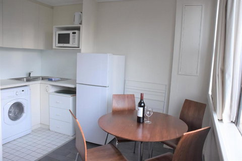 Accommodation Sydney CBD - Hyde Park Plaza Park View 38 College Street Studio Apartment - Tourism TAS 4
