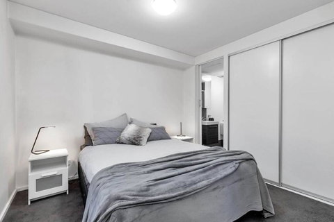 Adelaide CBD, East End Delight! Wifi, Central, Cafe - Tourism TAS 1