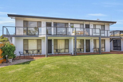 Admirals Lodge - Tourism TAS 4