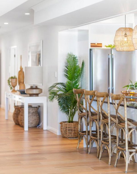 Absolute Beachfront Family Size Home - Tourism TAS 4