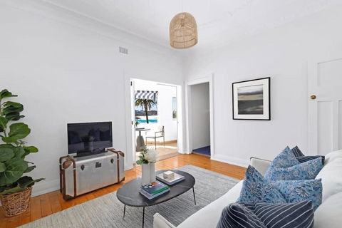 Absolute Seafront Bronte - Tourism TAS 3