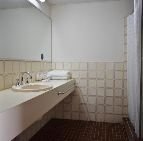 Admiral Motel Bunbury - Hobart Tourism 1