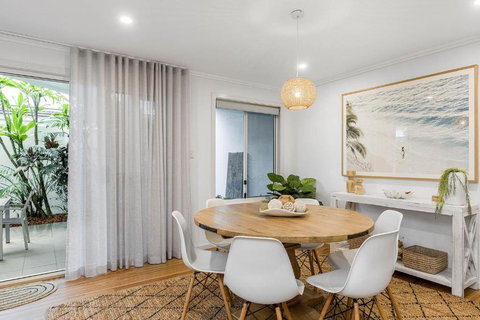 A Perfect Stay - Drift - Tourism TAS 3