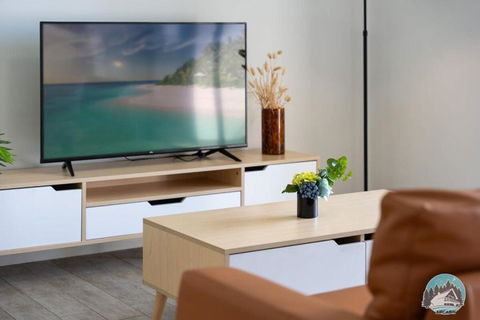 Aircabin - Rosebery - Lovely - 2 Beds Apt +Parking - Tourism TAS 1