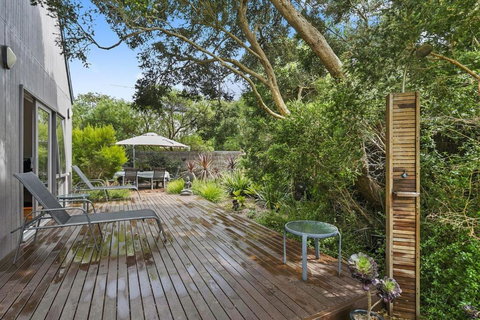 Aireys Oasis - Tourism TAS 3