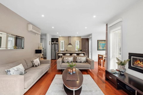 Aireys Oasis - Tourism TAS 2