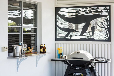 Airlie Blue On Blue - Hobart Tourism 4