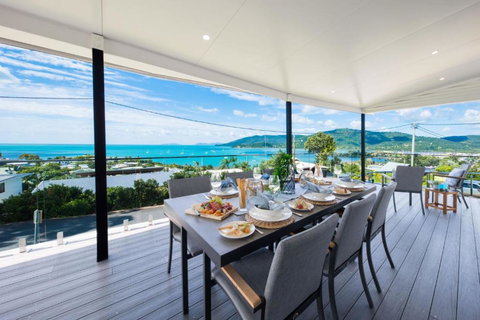 Airlie Blue On Blue - Hobart Tourism 0