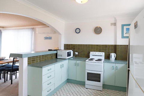 Albert Court 9 - Tourism TAS 3