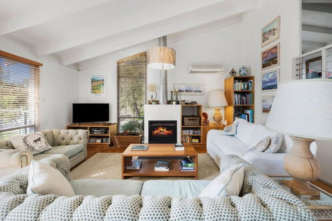 Albert - Tourism TAS 1