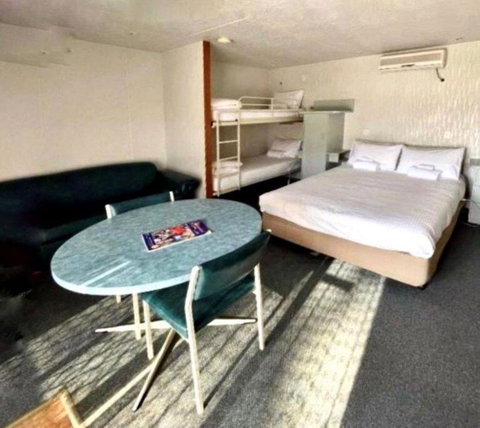 Alexandra Parklife Studio 3 - Tourism TAS 2