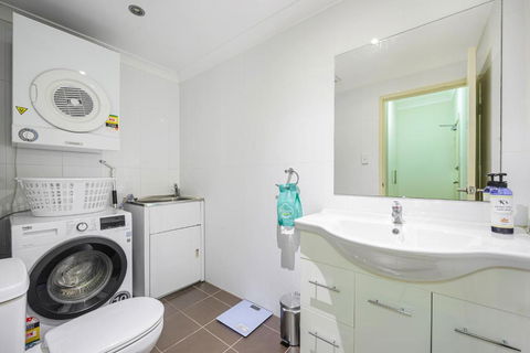 Alexandria To Sydney Central Sydney Park Shop - Hobart Tourism 1