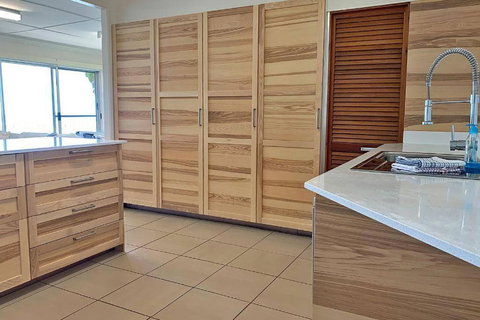 ALLIES PLACE - Tourism TAS 4