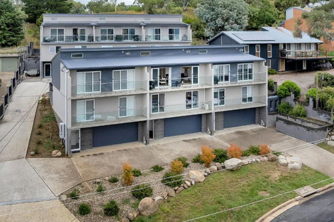 Alloura 2 - Tourism TAS 1