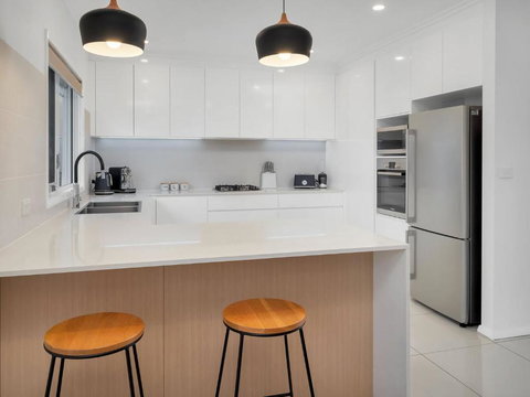 Alloura 2 - Tourism TAS 3