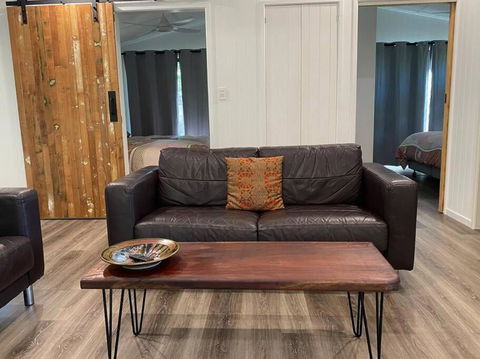 Alma Alma - Tourism TAS 2