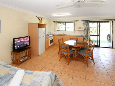 Alma Bay Holiday Unit 1 - Tourism TAS 1