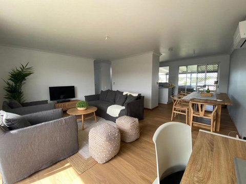 Alma Beach Haven - Tourism TAS 3