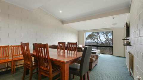 Alpine Heights 08 - Tourism TAS 0