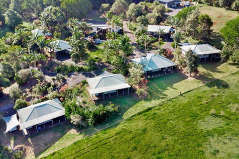 Alstonville Country Cottages - Hobart Tourism 1