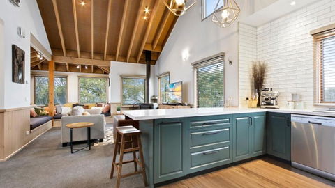 Altitude - Tourism TAS 2