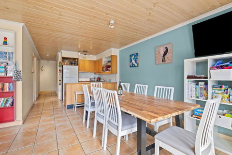 Am Meer At Cora Lynn - Tourism TAS 3