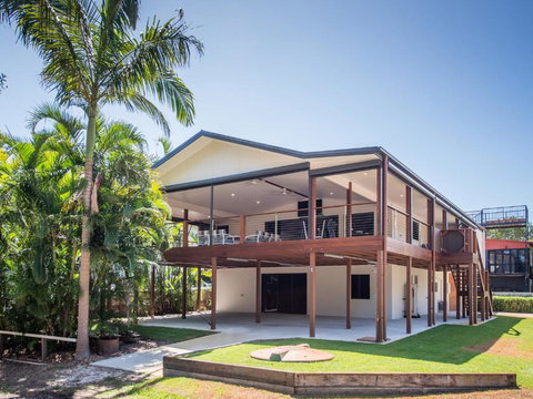 AMITY ESCAPE - Tourism TAS 1