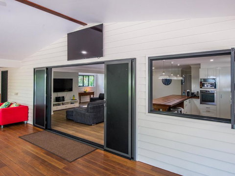 AMITY ESCAPE - Tourism TAS 3