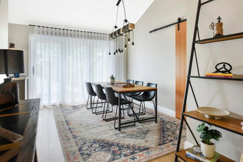 Ammu Lodge - Tourism TAS 2