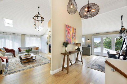 Ammu Lodge - Tourism TAS 4