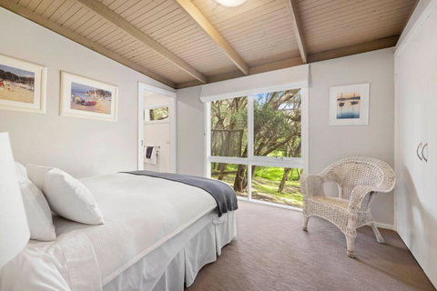 Amongst The Ti Trees Rye - Tourism TAS 2