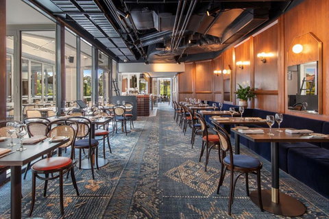 Amora Hotel Riverwalk Melbourne - Tourism TAS 3