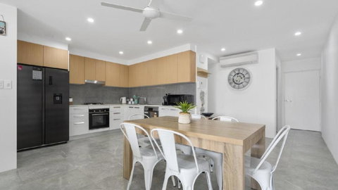 Anchors Away - Waterfront Unit - Hobart Tourism 3