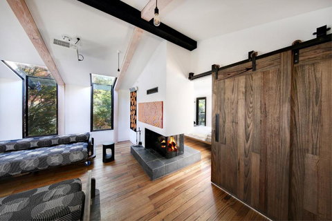 Ancient Future Style At Warby Sabi - Tourism TAS 0