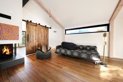 Ancient Future Style At Warby Sabi - Tourism TAS 2