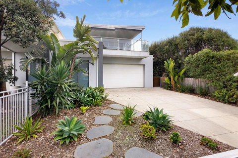 Anderson Pool Premium - Tourism TAS 1